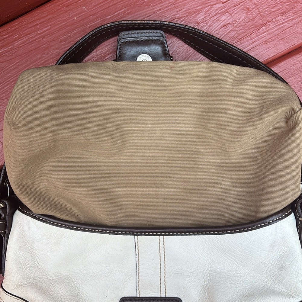 White Coach Soho Buckle shoulder bag - Picture 10 of 15